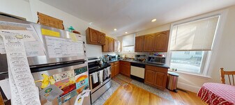 235 Freeman St, Unit 1 in Brookline, MA - Building Photo
