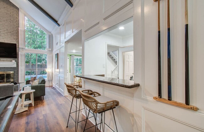 5135 Westerham Pl in Houston, TX - Building Photo - Building Photo