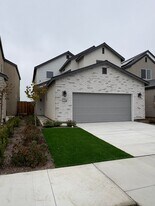 30535 Delancy Rd in Visalia, CA - Building Photo