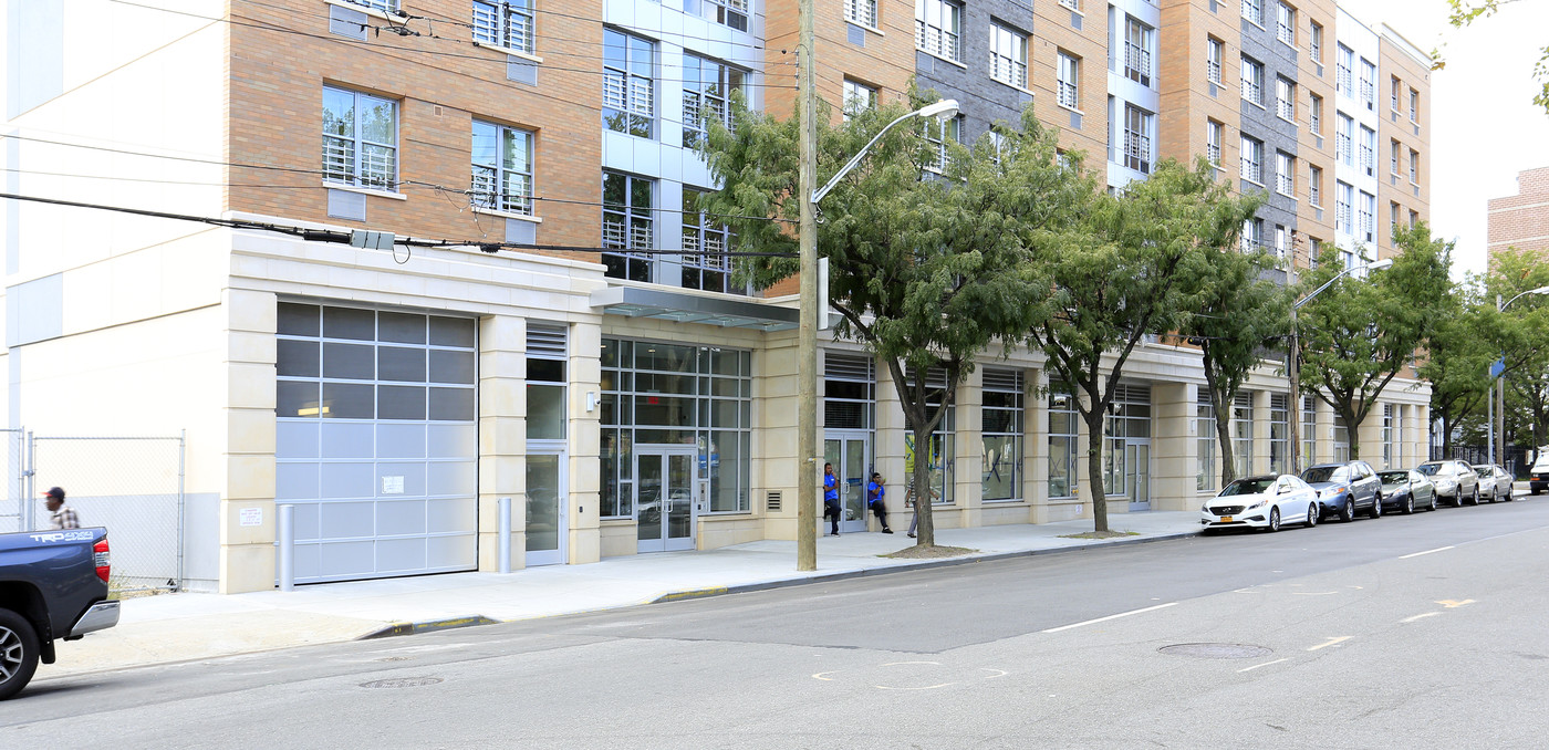 Rubin Wolf Apartments in Bronx, NY - Building Photo