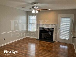 3513 Wynnfield Dr in High Point, NC - Foto de edificio - Building Photo