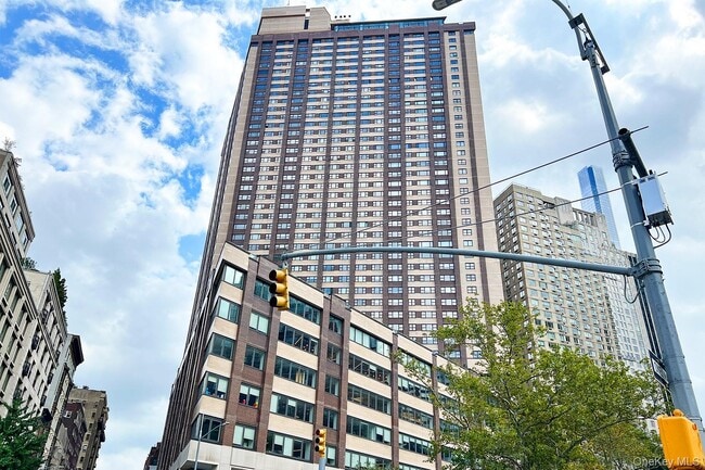 property at 20 W 64th St