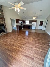1243 Avery Ln in Sevierville, TN - Foto de edificio - Building Photo