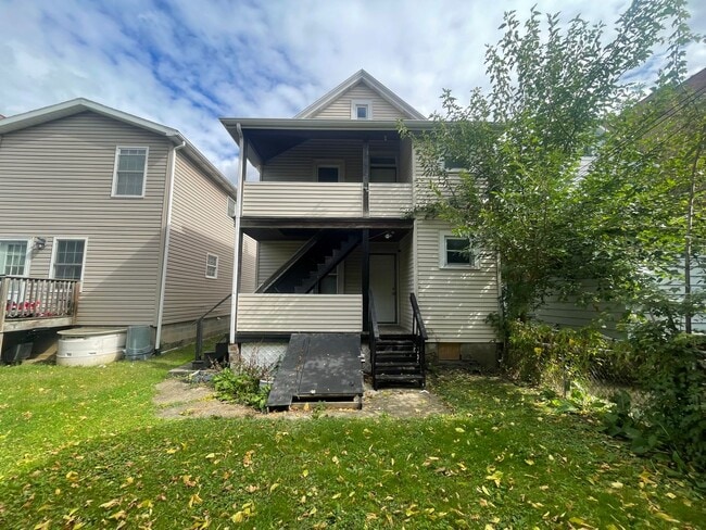 625 Glenwood Ave in Ambridge, PA - Building Photo - Building Photo