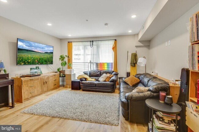 property at 848 N 15th St
