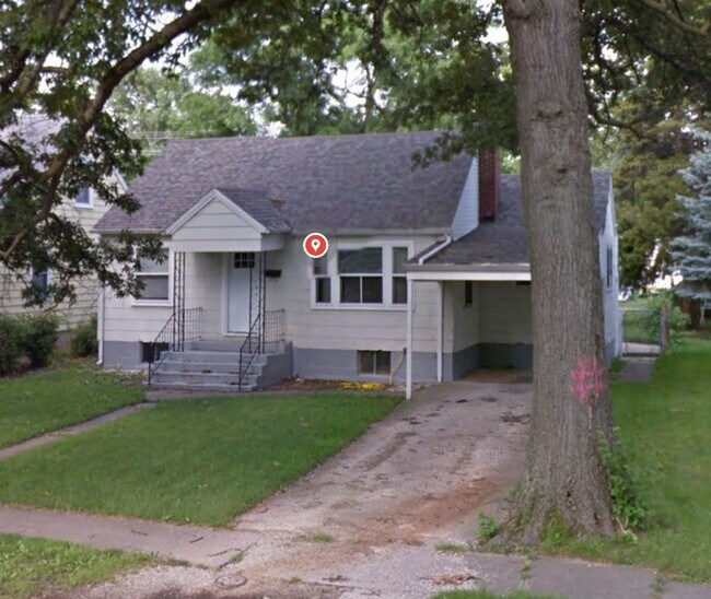 1711 11th St Rentals in Charleston, IL