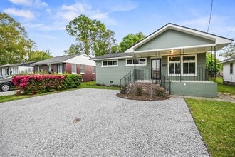 3831 Hottinger Ave in North Charleston, SC - Building Photo - Building Photo