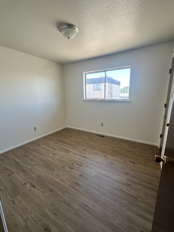 2805 E 22nd St in Farmington, NM - Building Photo - Building Photo