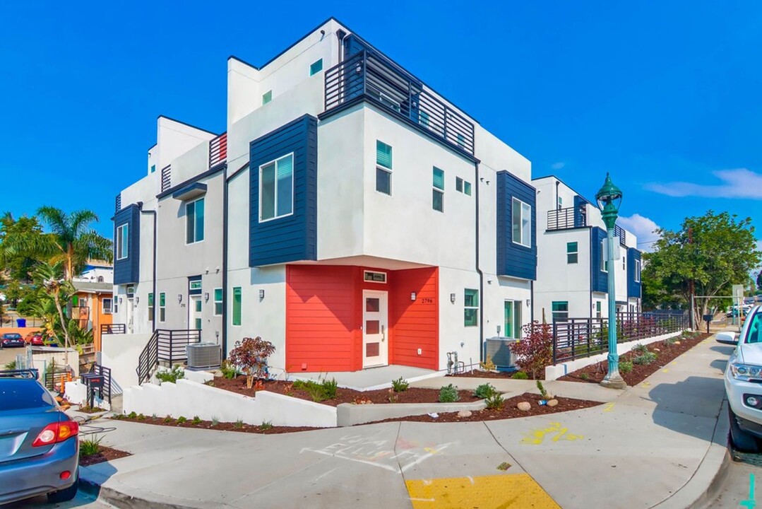 2796 E St-Unit -2788 in San Diego, CA - Foto de edificio