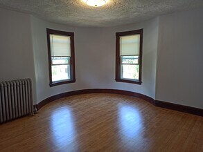 39 May St in Worcester, MA - Building Photo - Building Photo