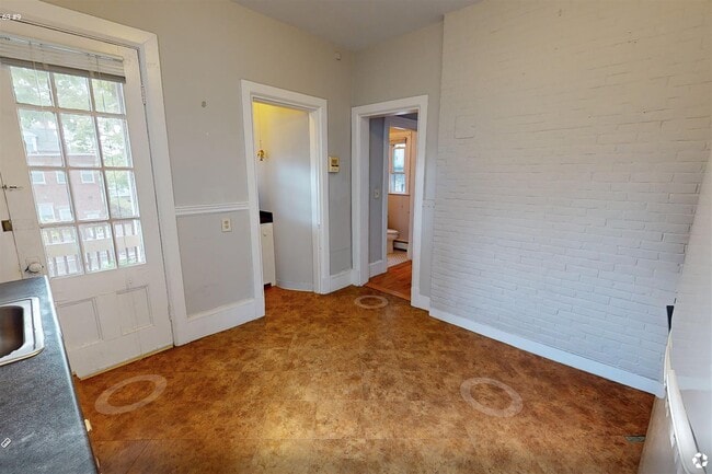 61 Dana St, Unit 2 in Cambridge, MA - Building Photo - Building Photo