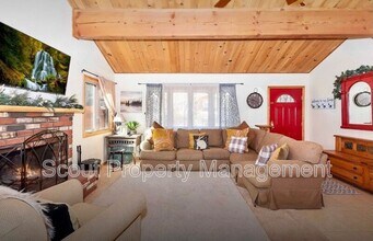 199 Oriole Dr in Big Bear Lake, CA - Building Photo - Building Photo