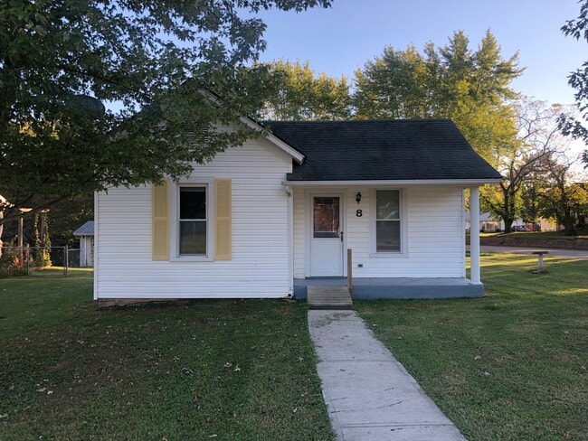 property at 8 6th St