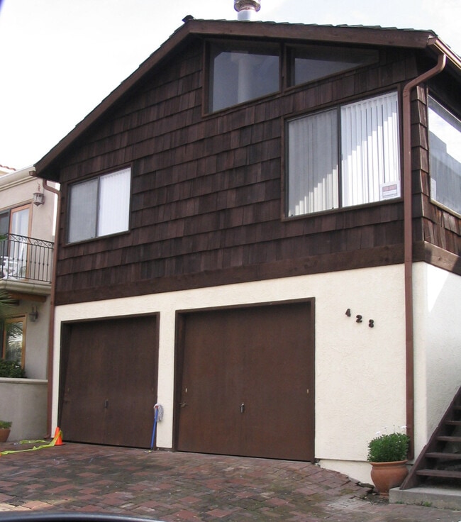 property at 428 30th St