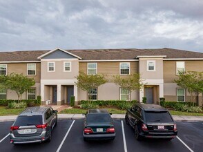 394 Annabelle Way in Davenport, FL - Building Photo - Building Photo