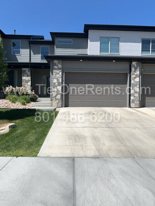 148 W Autumn Ln in Saratoga Springs, UT - Building Photo - Building Photo