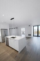 1121 Dorchester Ave, Unit 404 in Boston, MA - Building Photo