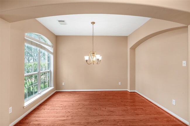 property at 10926 Tattershall Ln