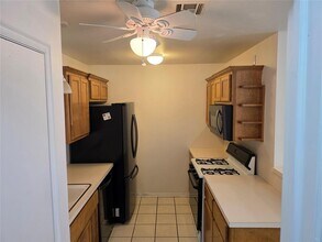 2425 Cherry Ln in Midwest City, OK - Building Photo - Building Photo
