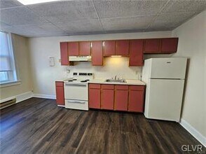 42 Broadway in Bangor, PA - Building Photo - Building Photo