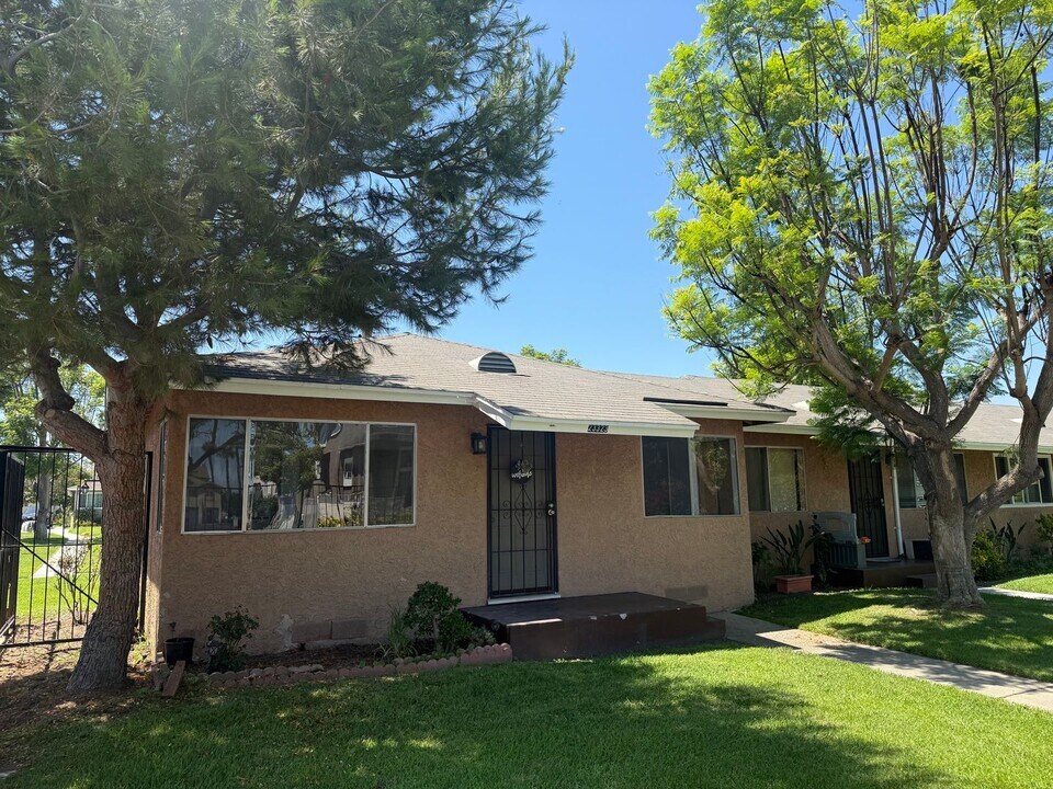 23323 Anchor Ave in Carson, CA - Building Photo