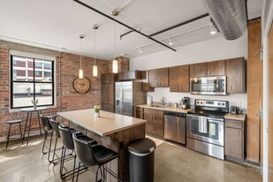 Harbach Lofts in Des Moines, IA - Building Photo
