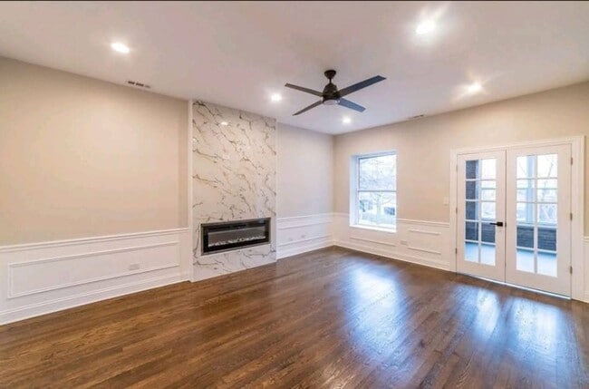 5824 S Michigan Ave in Chicago, IL - Building Photo - Building Photo