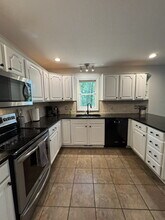 154 Laurel Haven Rd in Fairview, NC - Building Photo - Building Photo