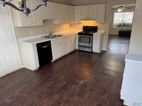 146 Cassia Dr in Toney, AL - Building Photo - Building Photo