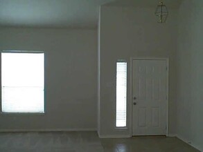 4831 Plum Forest Rd in Houston, TX - Building Photo - Building Photo