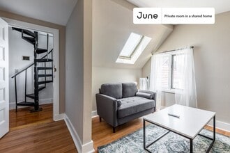 Room in Shared 9 bed/2 bath home, Unit F in Boston, MA - Foto de edificio - Building Photo