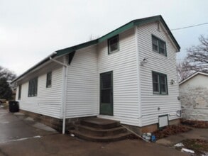 124 N High St in El Dorado, KS - Building Photo - Building Photo