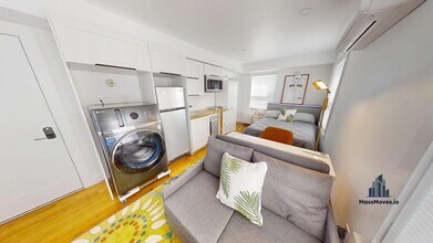 36 Shepard St, Unit 2 in Boston, MA - Building Photo - Building Photo