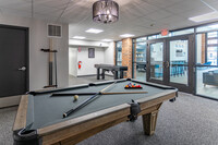 Heatherwood Apartments | NEWLY RENOVATED! in West St. Paul, MN - Foto de edificio - Interior Photo