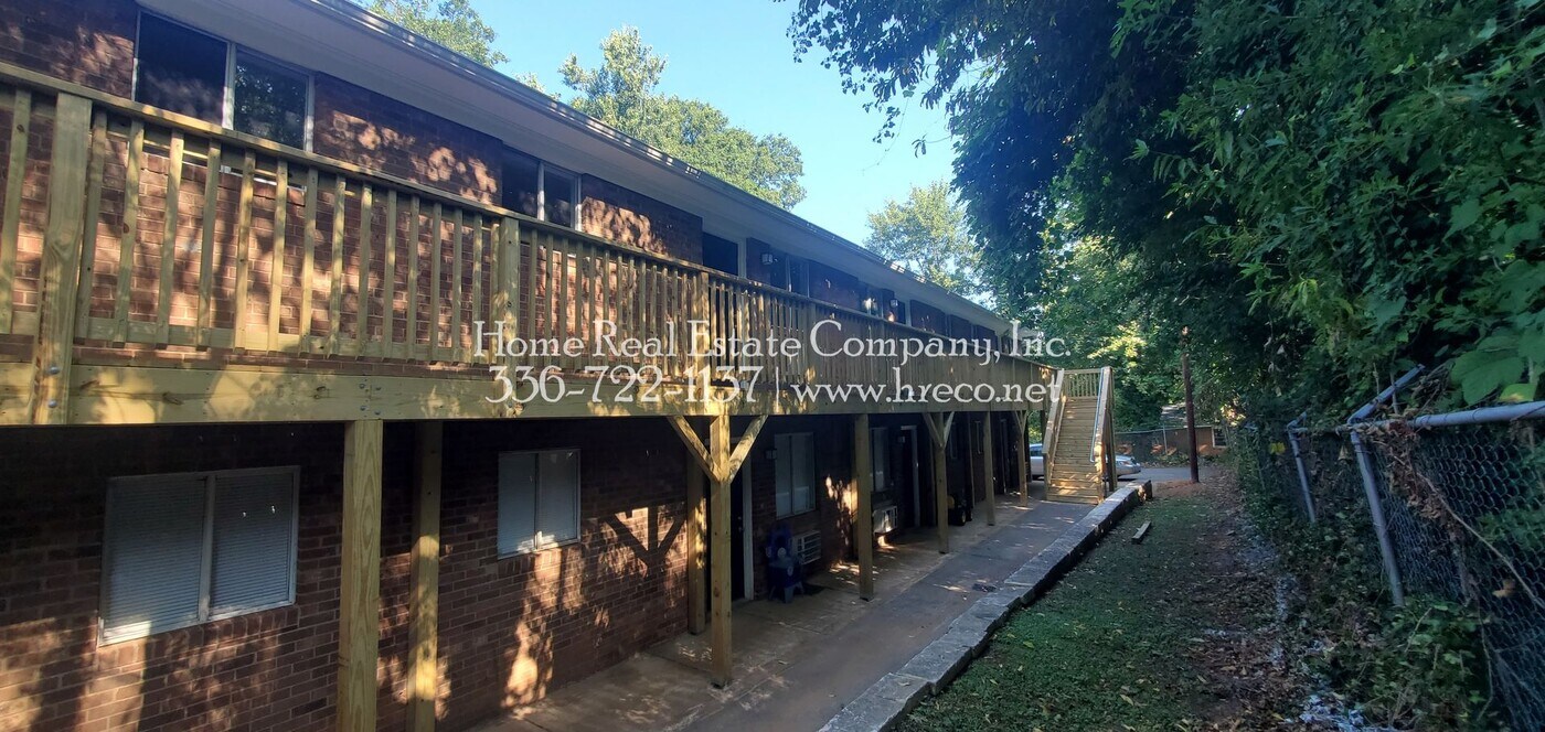 829 W 7th St in Winston-Salem, NC - Building Photo