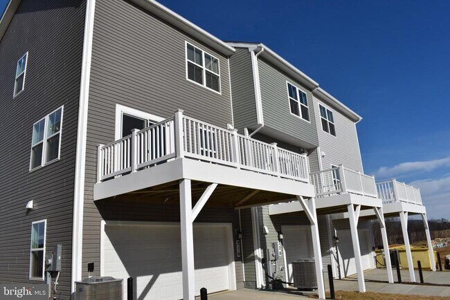 216 Swan Fld Ave in Ranson, WV - Building Photo - Building Photo