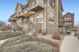 18847 E Yale Cir in Aurora, CO - Building Photo - Building Photo