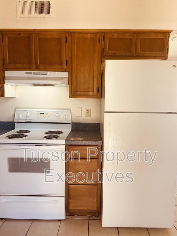 5760 S Park Ave in Tucson, AZ - Building Photo - Building Photo