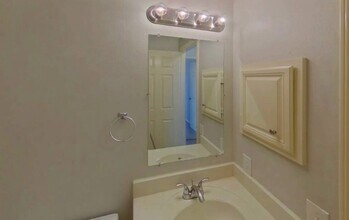 2604 Country Creek Ln in Fort Worth, TX - Building Photo - Building Photo