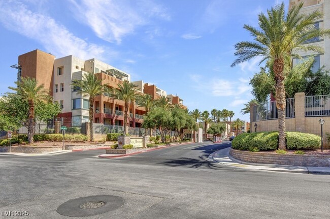 35 E Agate Ave in Las Vegas, NV - Building Photo - Building Photo