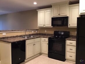 108 Pershing Pl Ct in Warner Robins, GA - Building Photo - Building Photo