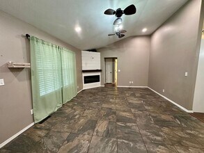 705 Woodlawn St in Marshfield, MO - Building Photo - Building Photo