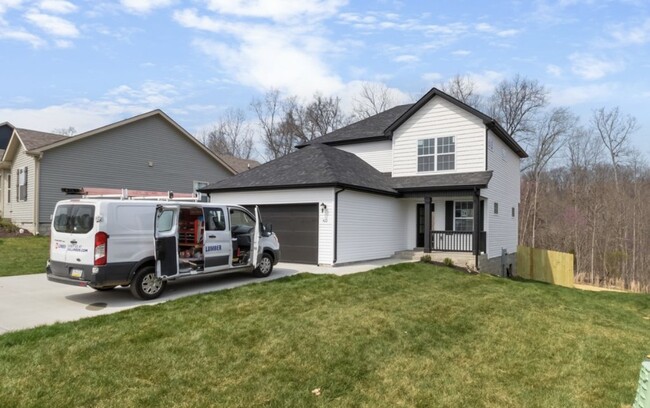 422 Mattingly Dr in Clarksville, TN - Building Photo - Building Photo