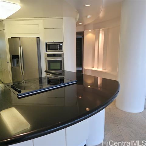 2101 Nuuanu Ave in Honolulu, HI - Foto de edificio - Building Photo