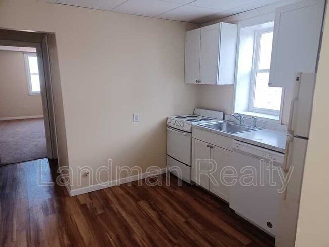 616 Montclair St in Pittsburgh, PA - Building Photo - Building Photo