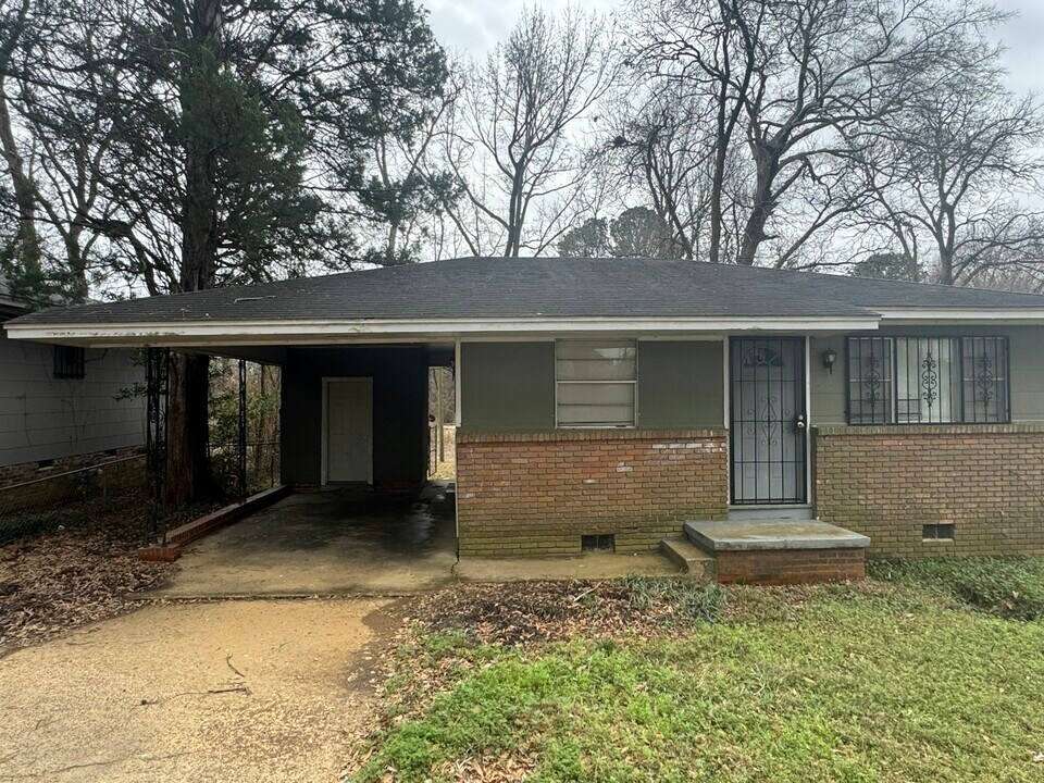 2859 Kingsroad Ave in Jackson, MS - Building Photo