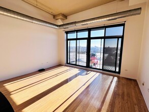 1524 S Sangamon St, Unit 711 in Chicago, IL - Building Photo - Building Photo