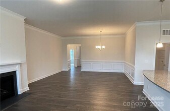 175 Yellow Birch Loop in Mooresville, NC - Building Photo - Building Photo