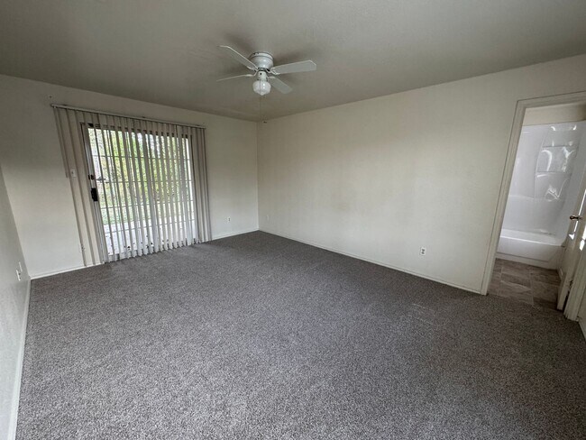 1706 Benttree Dr-Unit -# A in Killeen, TX - Building Photo - Building Photo