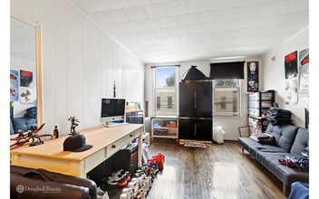 1613 Hancock St in Brooklyn, NY - Building Photo - Other